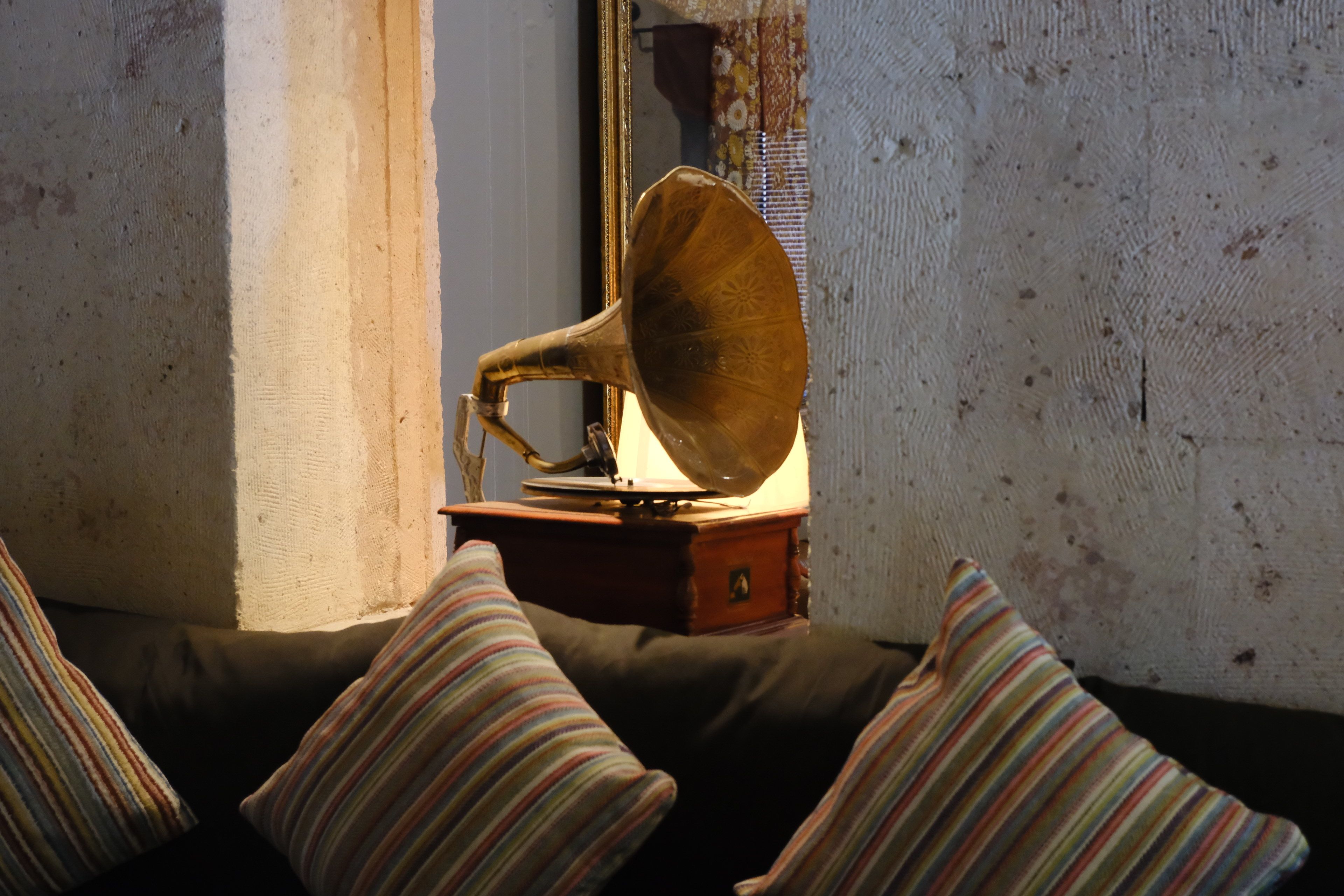 Archive of Indian Music — vintage gramophone
